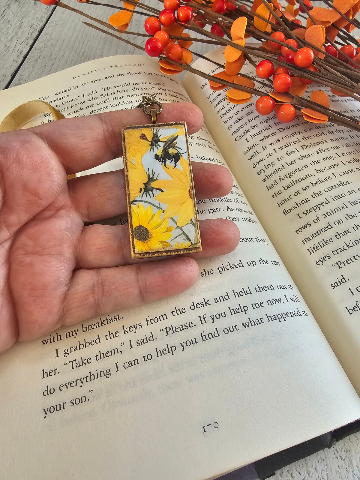 Honey Bee and Sunflower Velvet Ribbon Bookmark