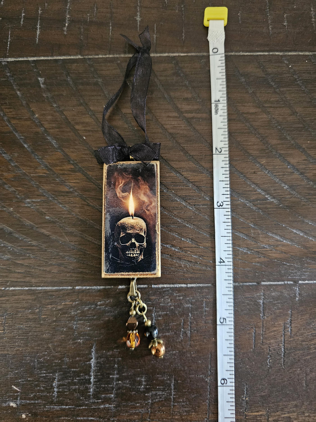 Creepy Skull Ornament, Skull Candle Halloween Decor