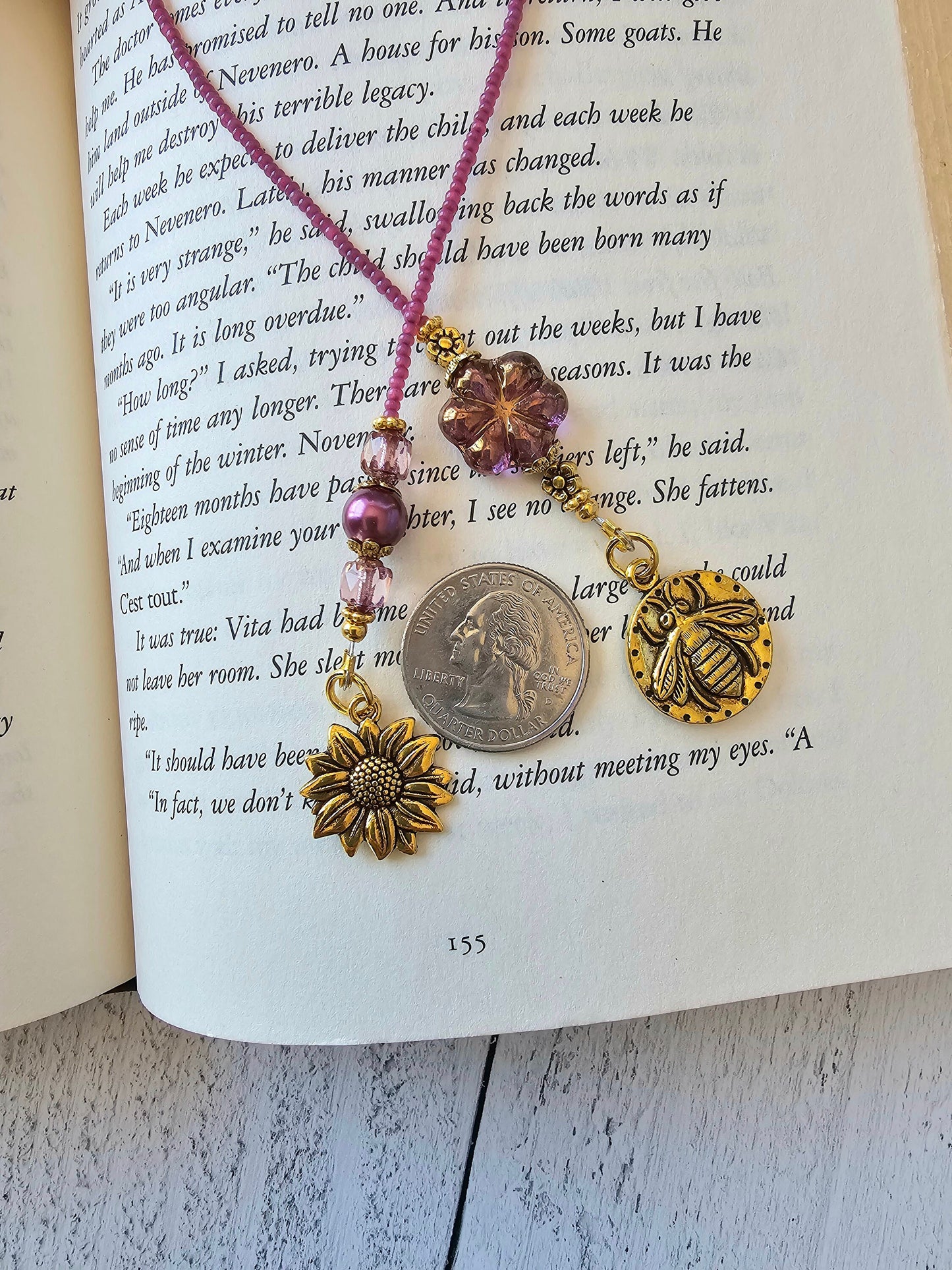 Flower and Bee Themed Bookmark, Gift for Readers and Book Lovers, Nature Pollinator Theme