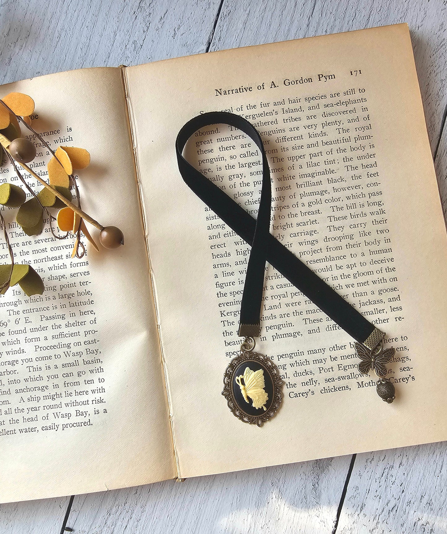 Butterfly Cameo Bookmark, Vintage Style Velvet Bookmarker, Victorian Style Reader Gift