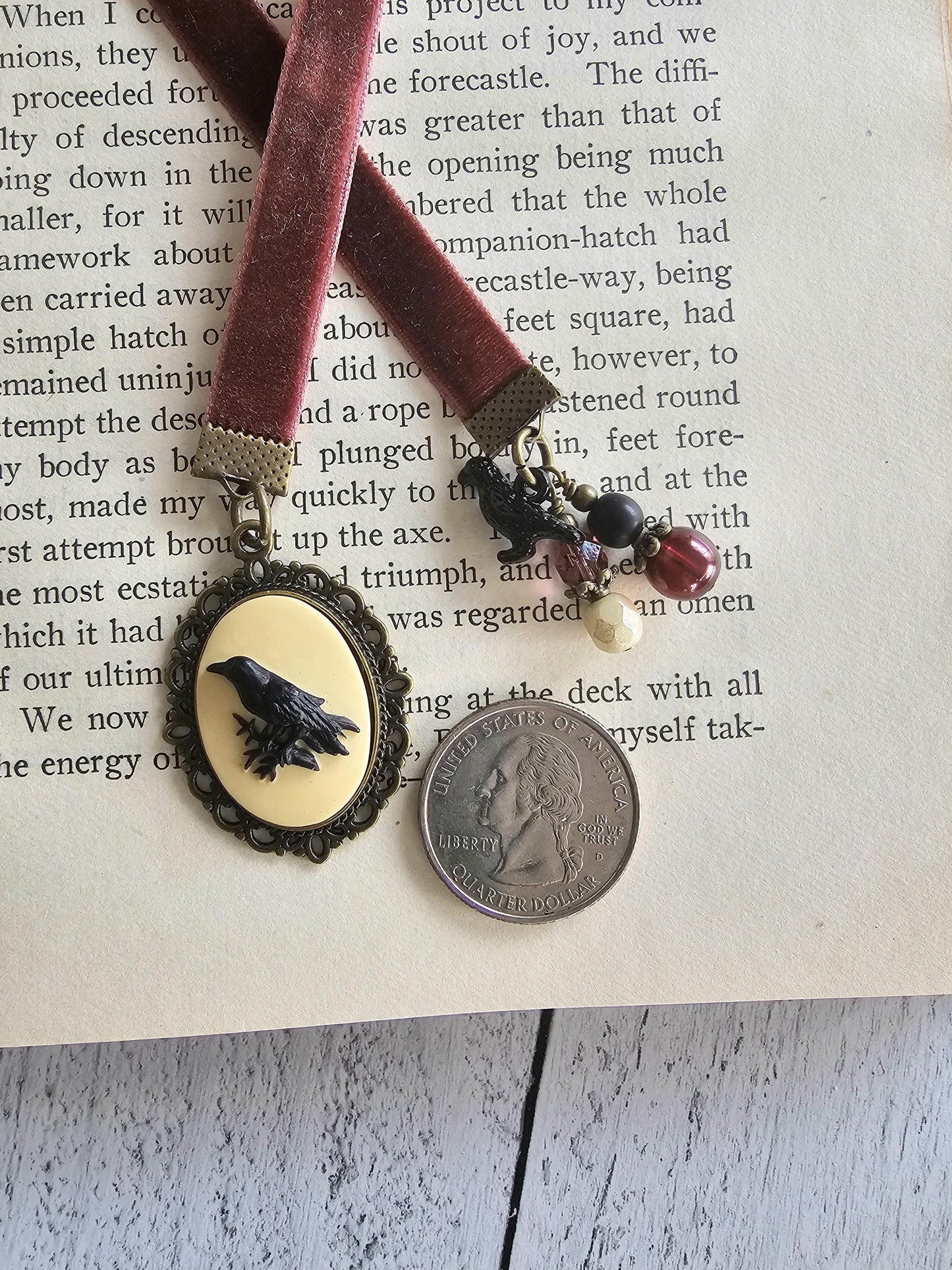 Raven Cameo Bookmark, Gothic Crow Bookmark, Horror Lover Or Reader Gift