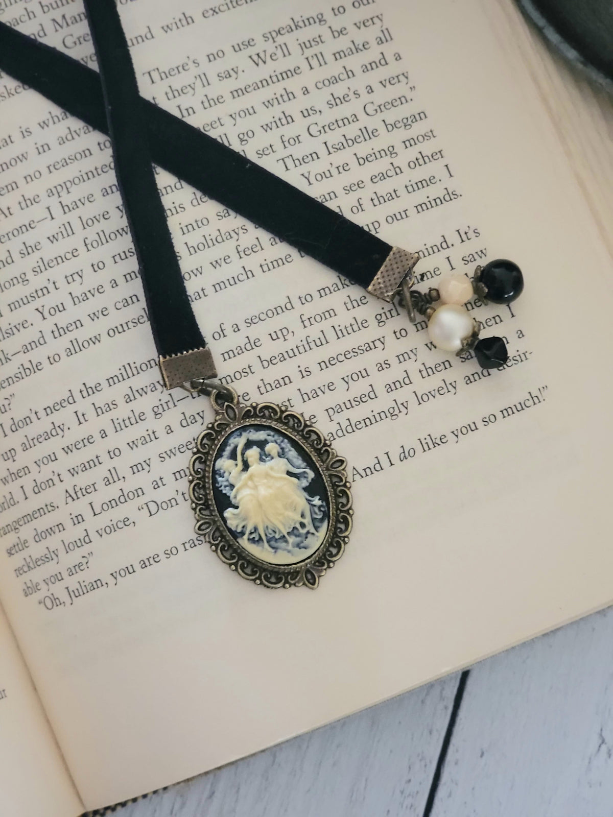 Vintage Style Velvet Ribbon Three Muses Cameo Bookmark