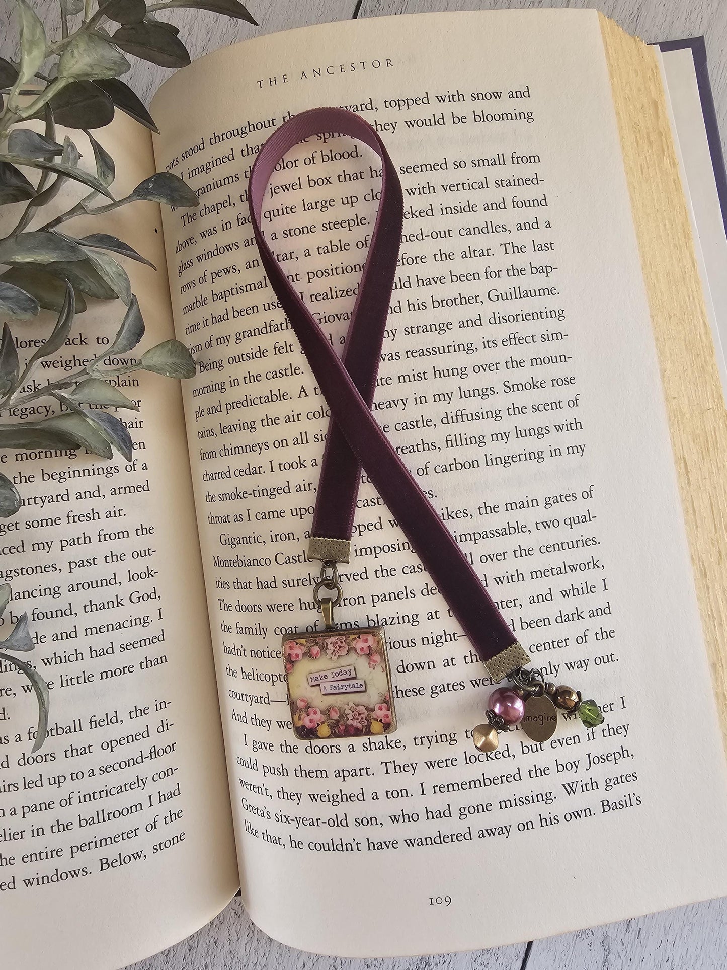 Fairytale Bookmark, Fairy Tale Velvet Ribbon Page Holder, Book Lover Gift, Velvet Ribbon, , Teacher Gift,