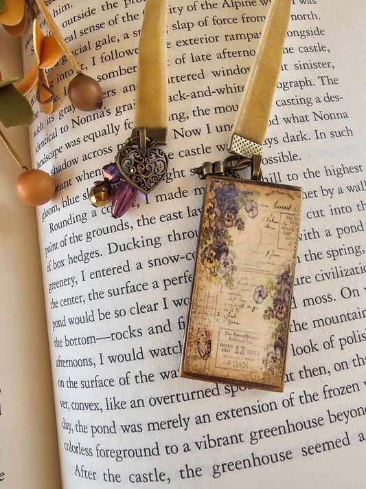 Vintage Style Floral Velvet Bookmark