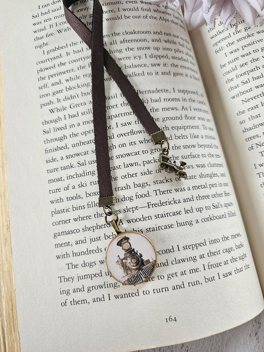 Train Bookmark, Vintage Style Leather Bookmarker, Men's Reader Gift, Father's Day