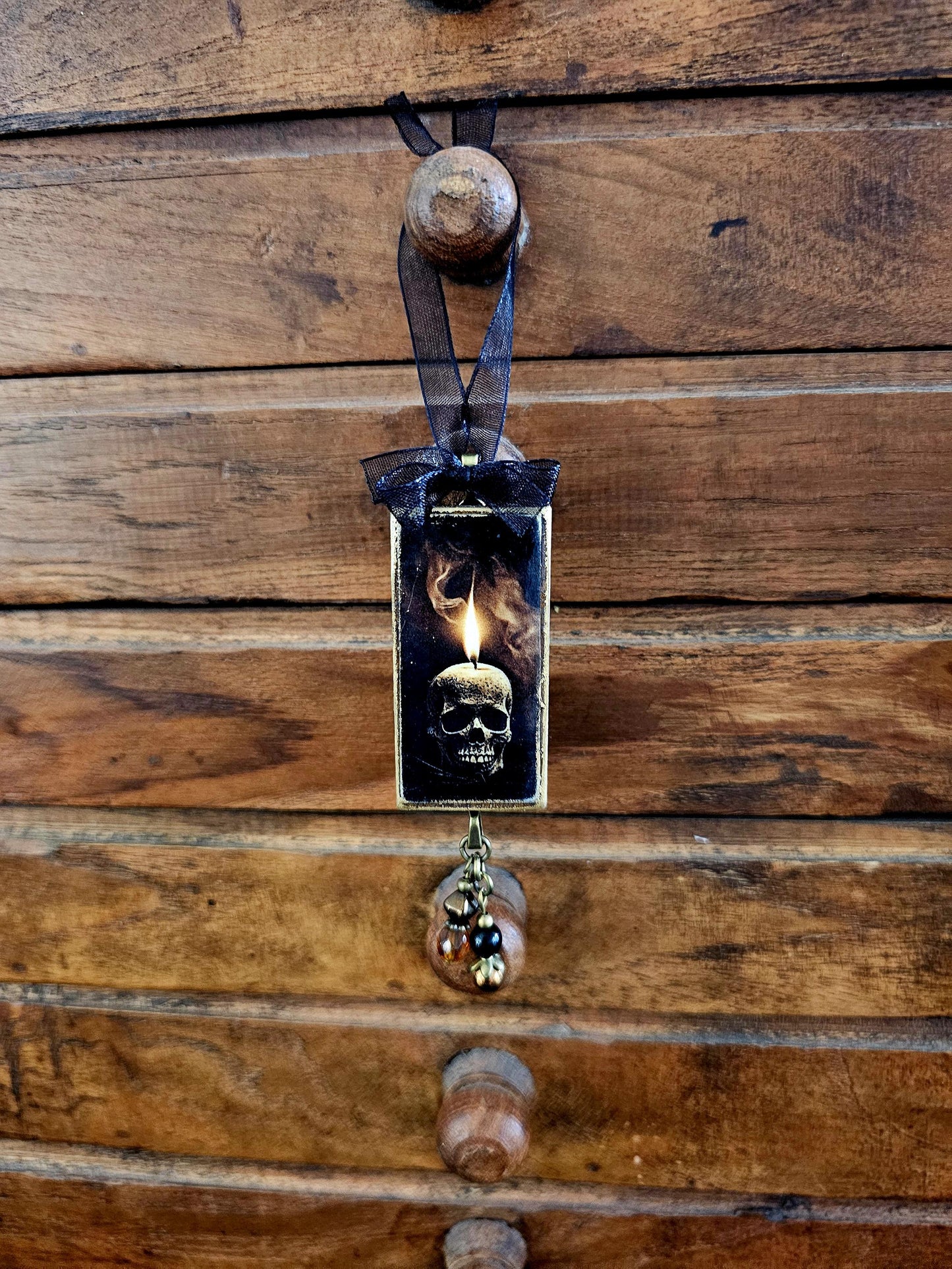 Creepy Skull Ornament, Skull Candle Halloween Decor