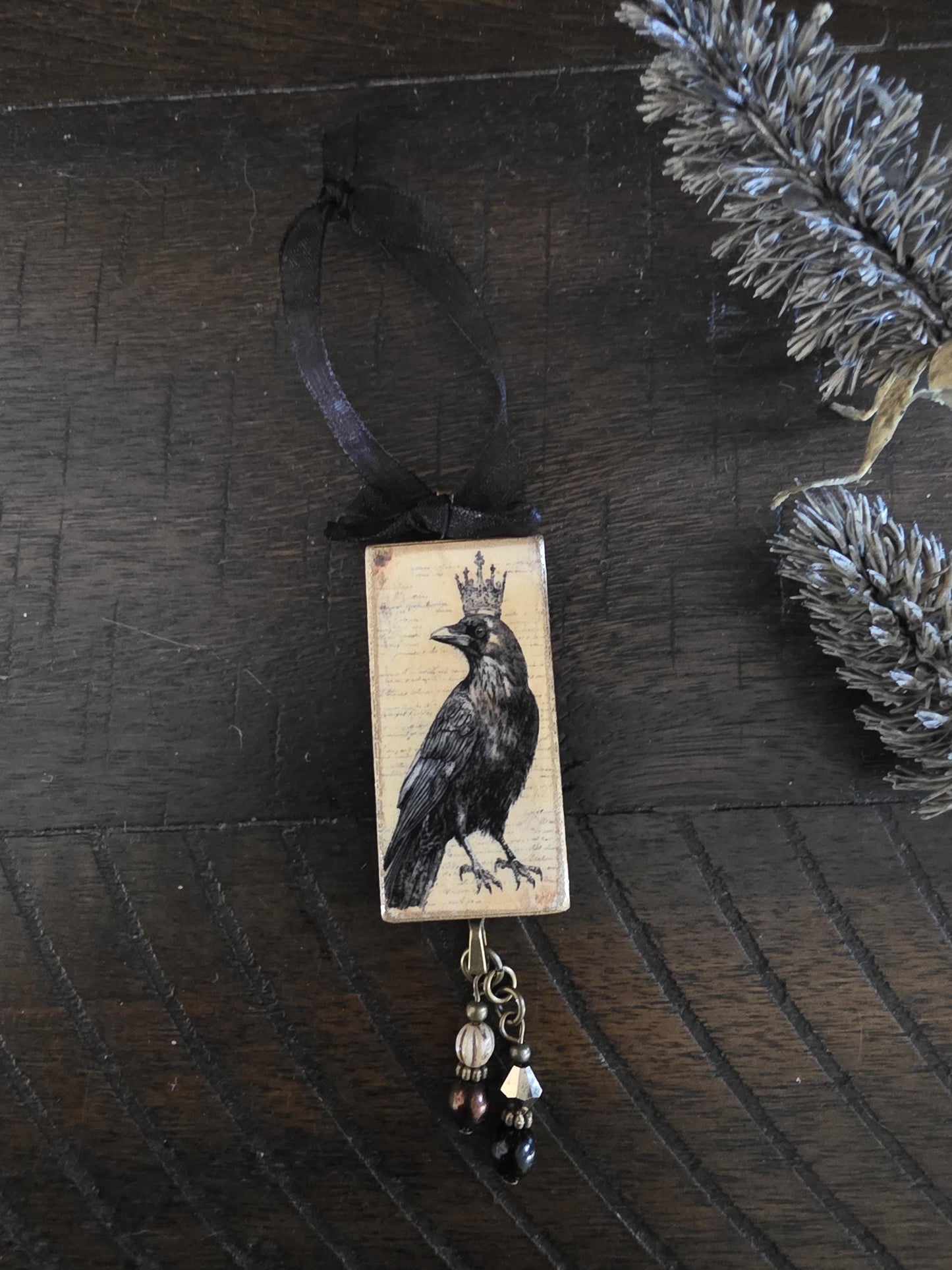 Crown Raven Halloween Ornament, Vintage Style