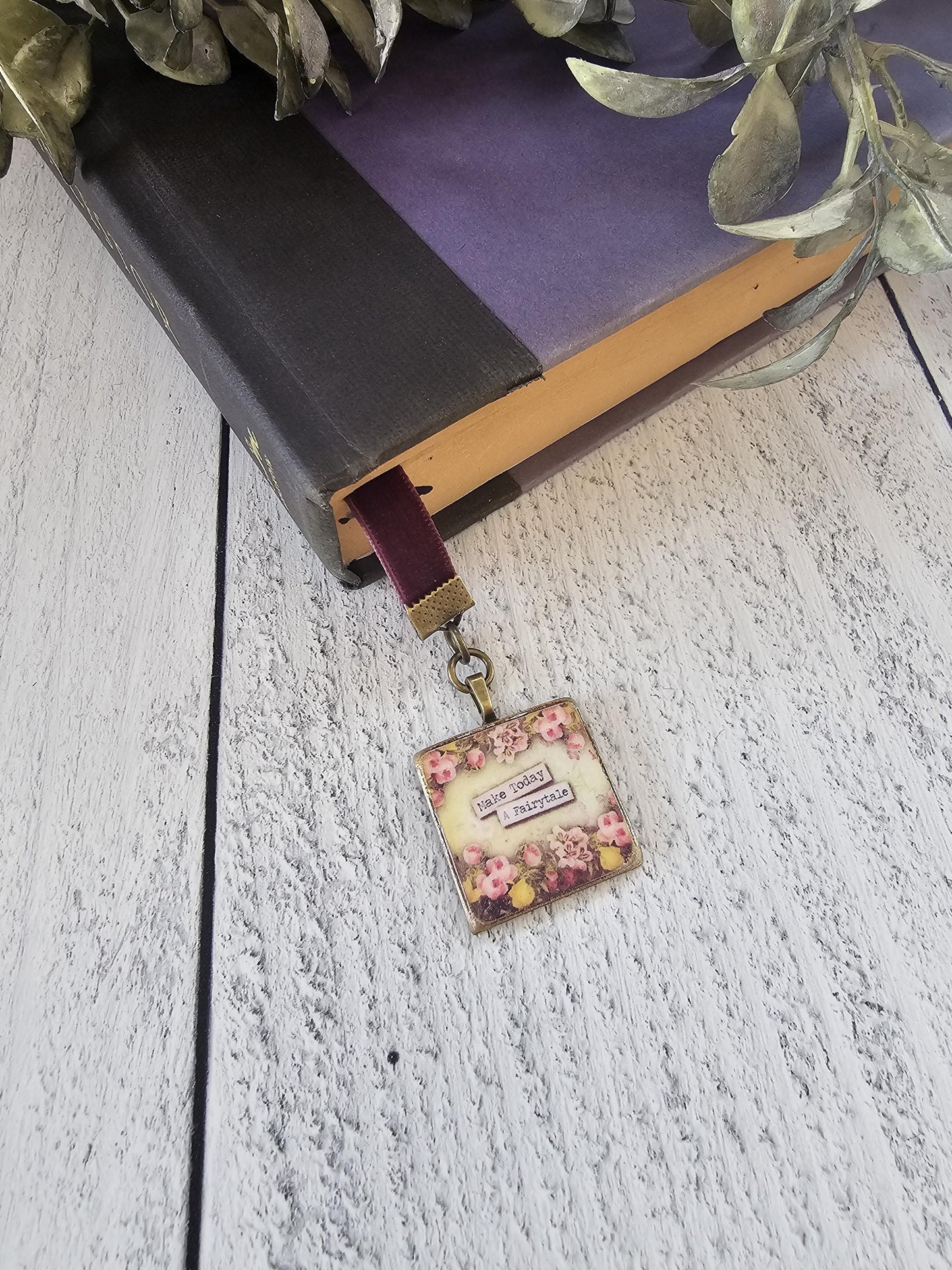 Fairytale Bookmark, Fairy Tale Velvet Ribbon Page Holder, Book Lover Gift, Velvet Ribbon, , Teacher Gift,
