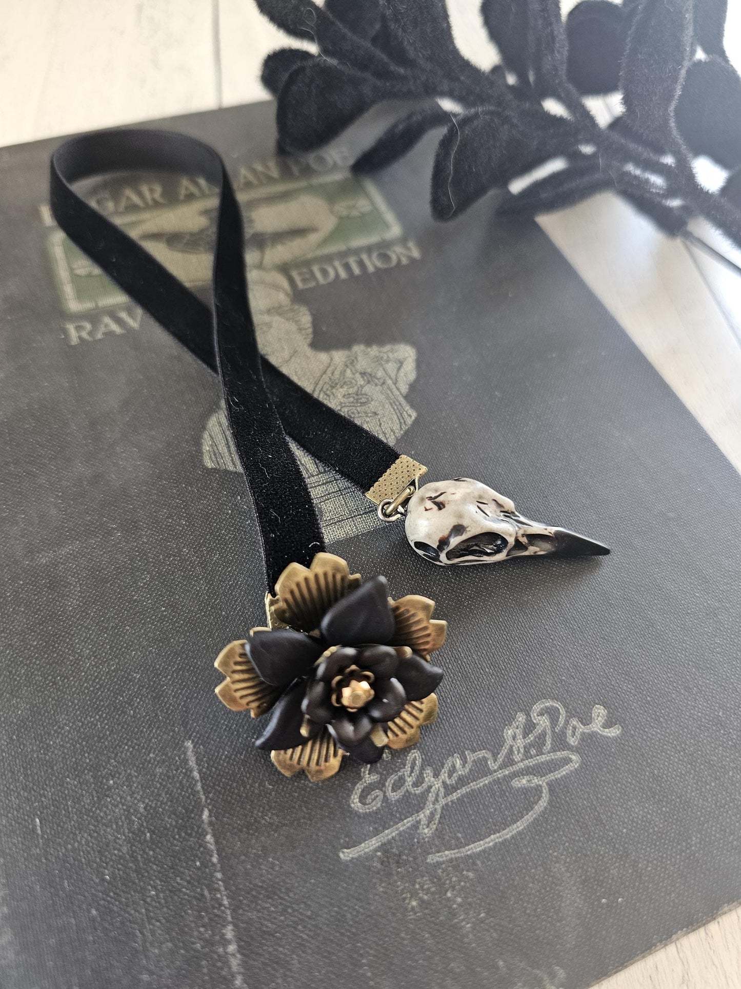 Raven Skull Bookmark with Elegant Flower Bauble Charm - Gothic Inspired Reading Accessory