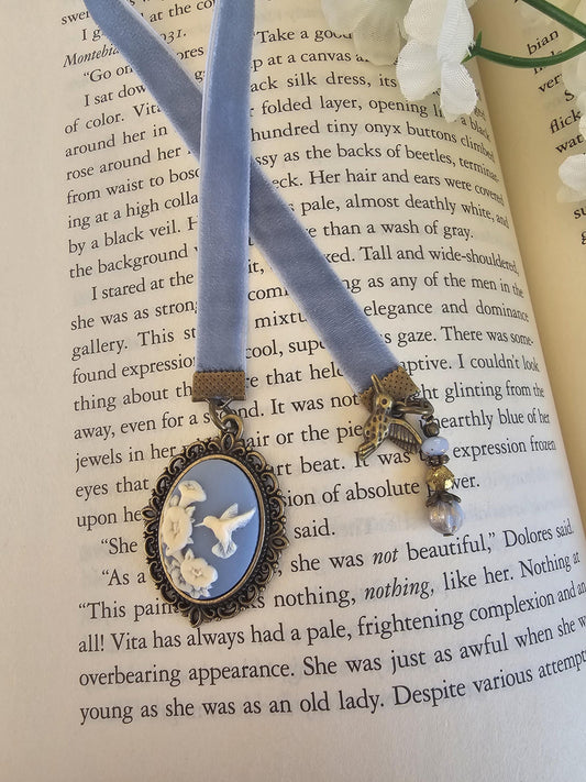 Hummingbird Cameo Bookmark, Vintage Style Velvet Bookmarker, Victorian Style Reader Gift