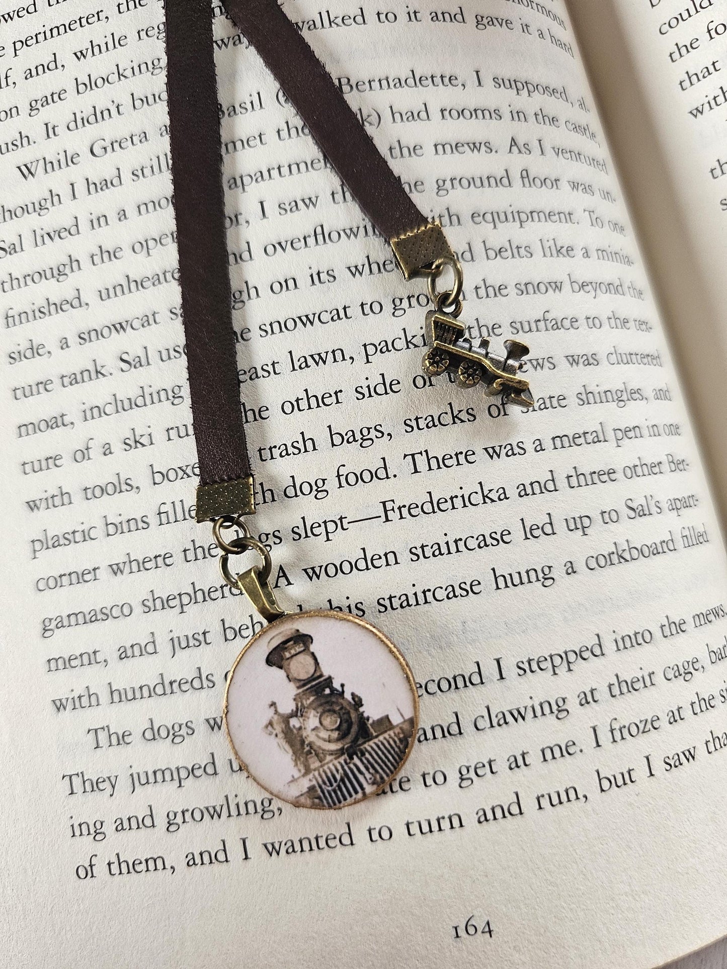 Train Bookmark, Vintage Style Leather Bookmarker, Men's Reader Gift, Father's Day