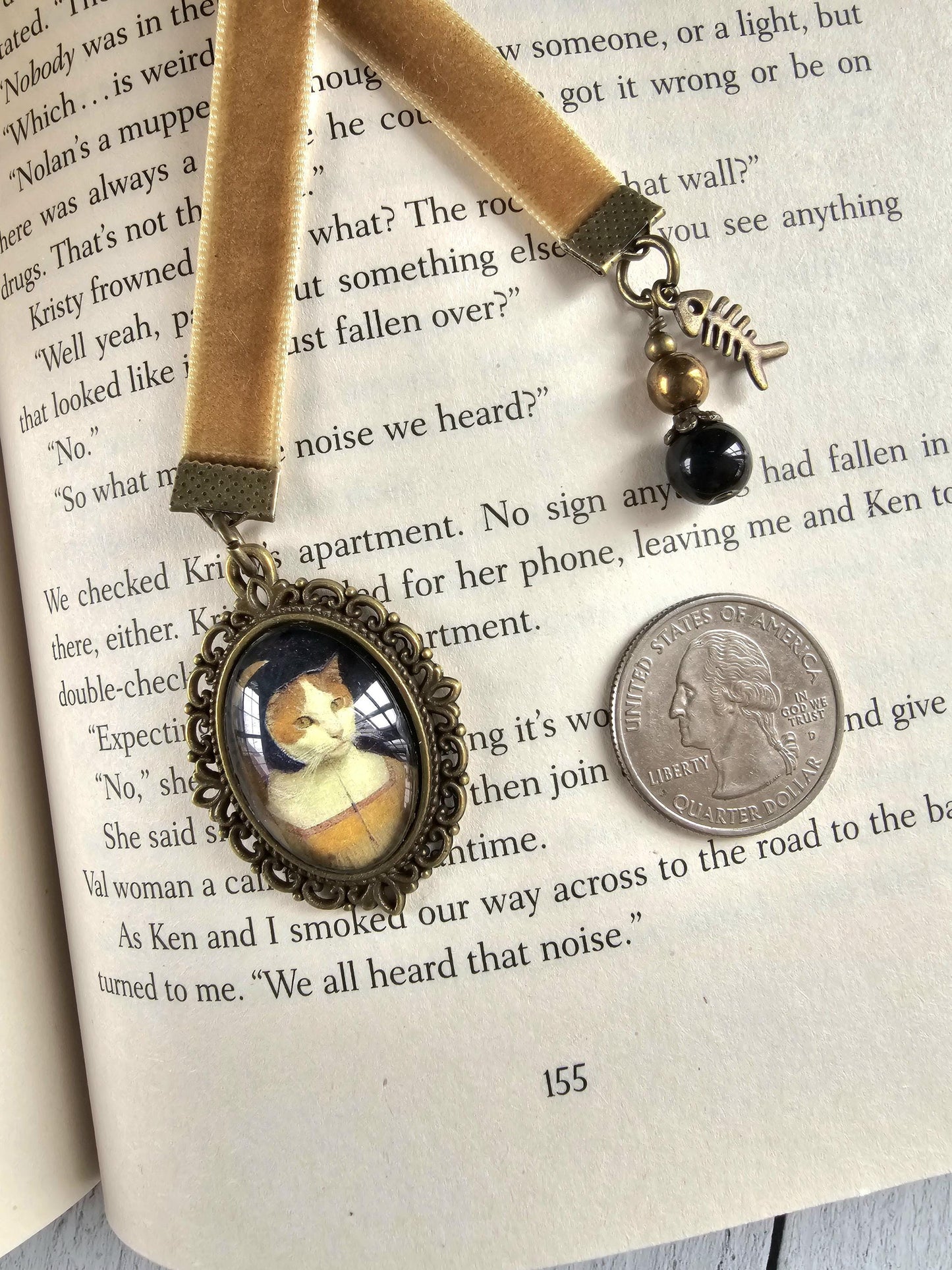 Whimsical Reader Gift With Peasant Style Cat Pendant, Adorable Bookmark