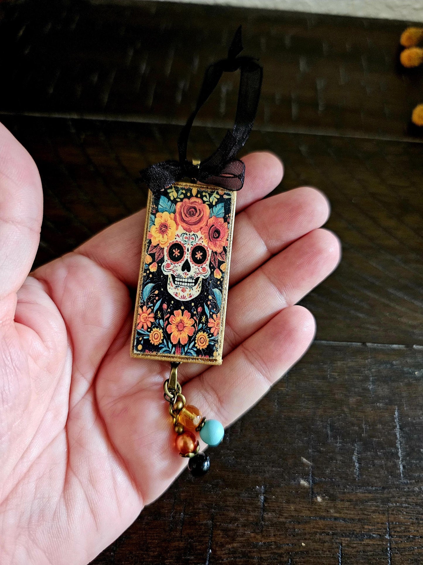 Day of the Dead Ornament, Sugar Skull Dia de los Muertos, Halloween Decor