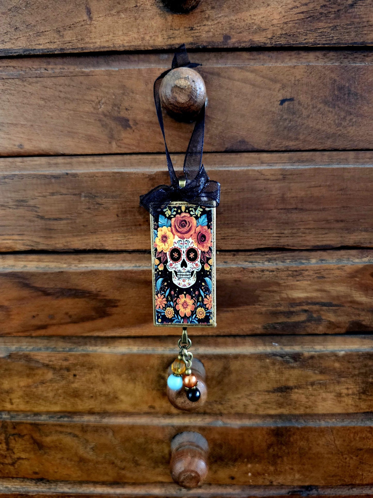 Day of the Dead Ornament, Sugar Skull Dia de los Muertos, Halloween Decor