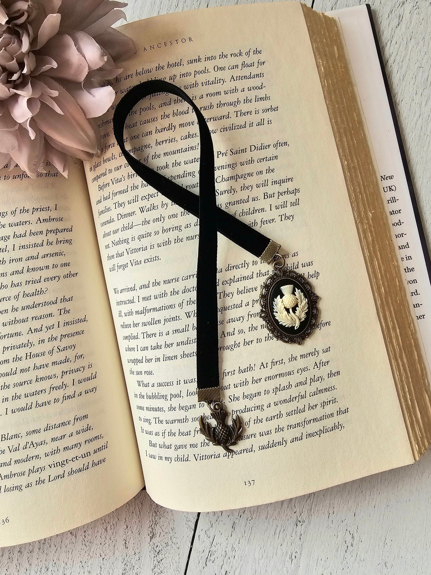 Scottish Thistle Velvet Bookmark in Bronze, Vintage Style Cameo Bookmark Gift for Her