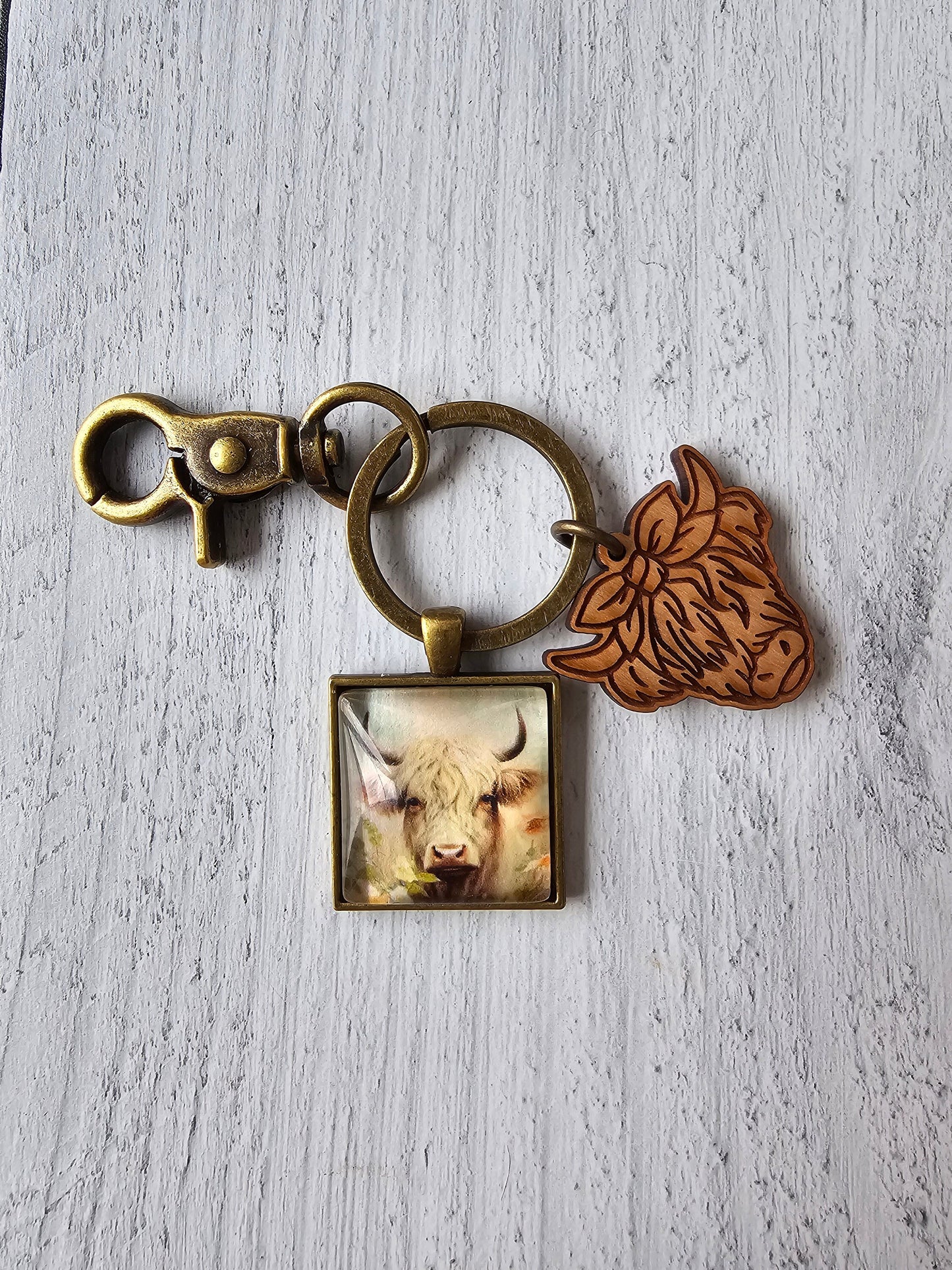 Highland Cow Keychain with Wood Cow Charm, Shaggy Coo Lover Gift