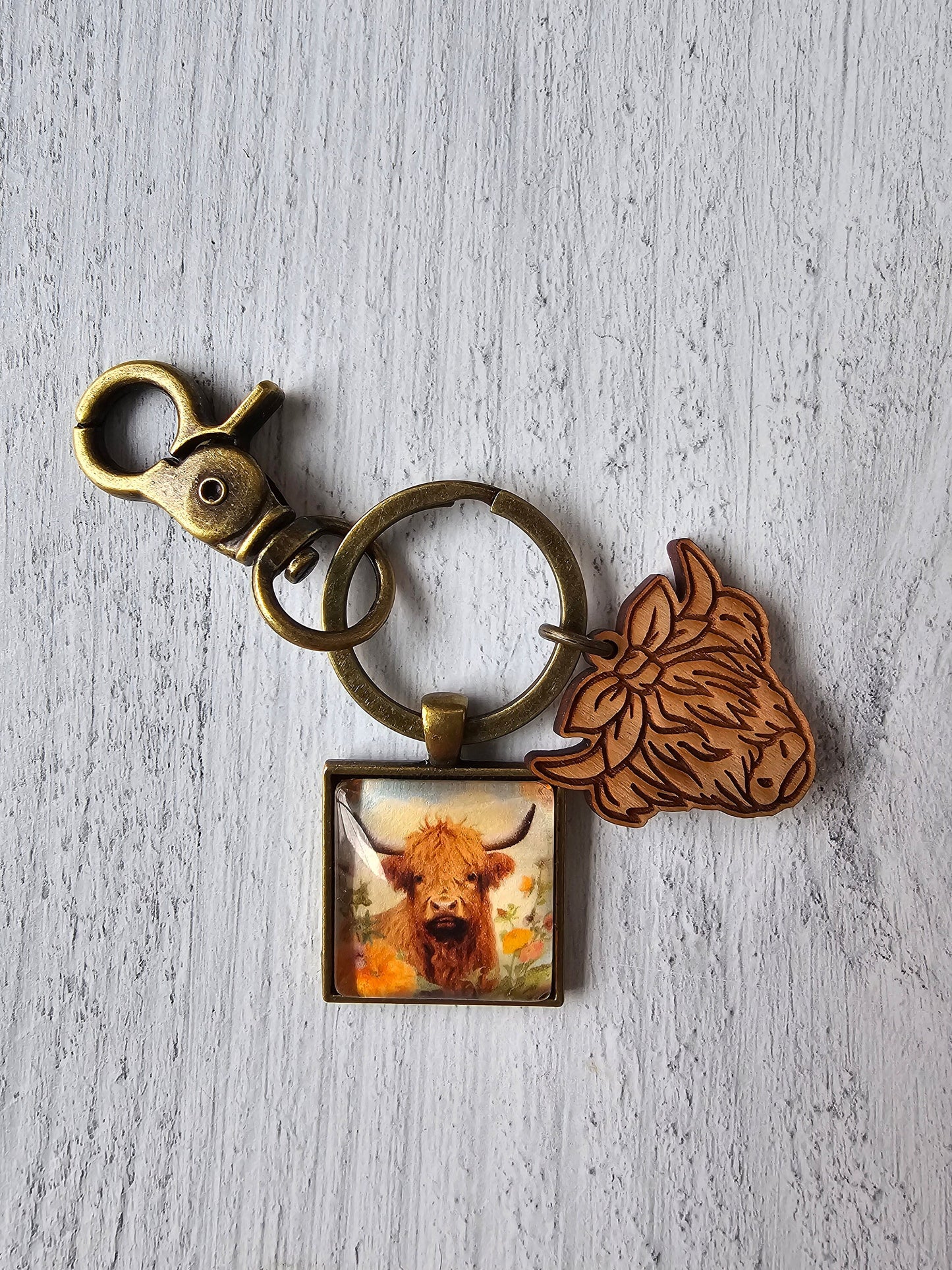 Highland Cow Keychain with Wood Cow Charm, Shaggy Coo Lover Gift