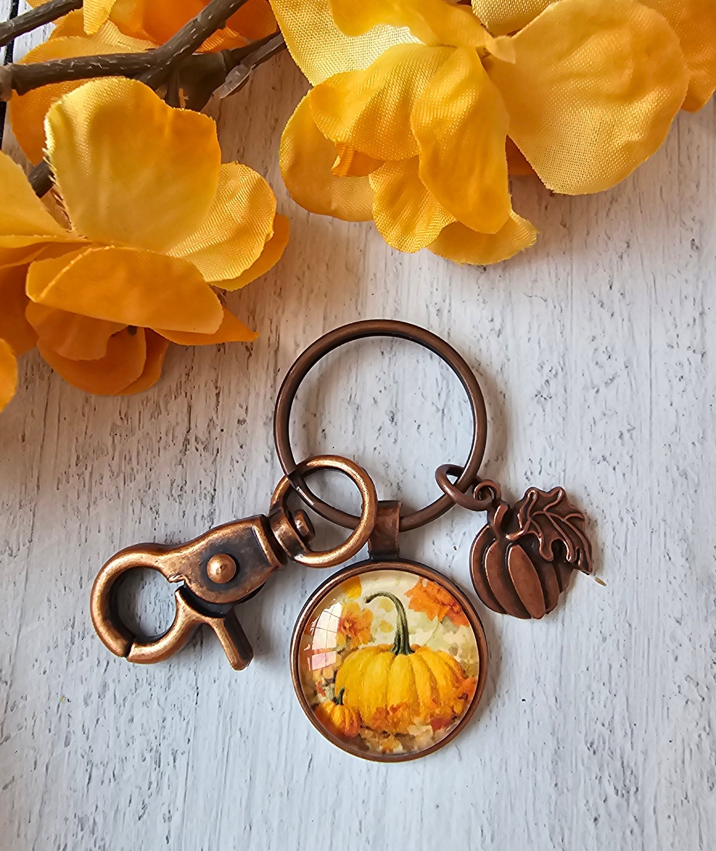 Fall Pumpkin Keychain, Perfect for Those Cool Autumn Days, Gift for Her