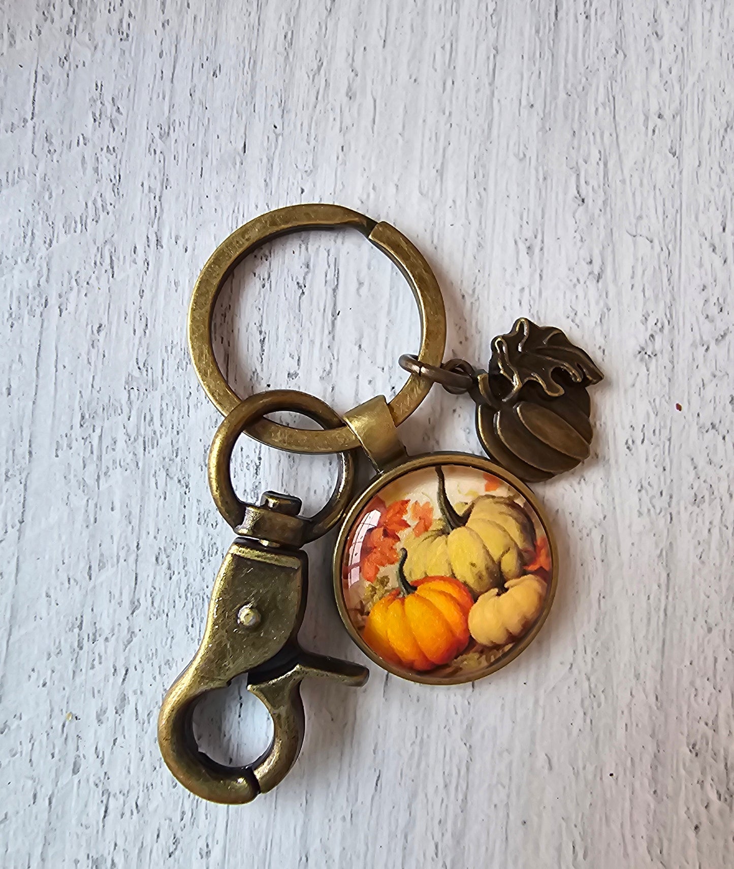 Fall Pumpkin Keychain, Perfect for Those Cool Autumn Days, Gift for Her