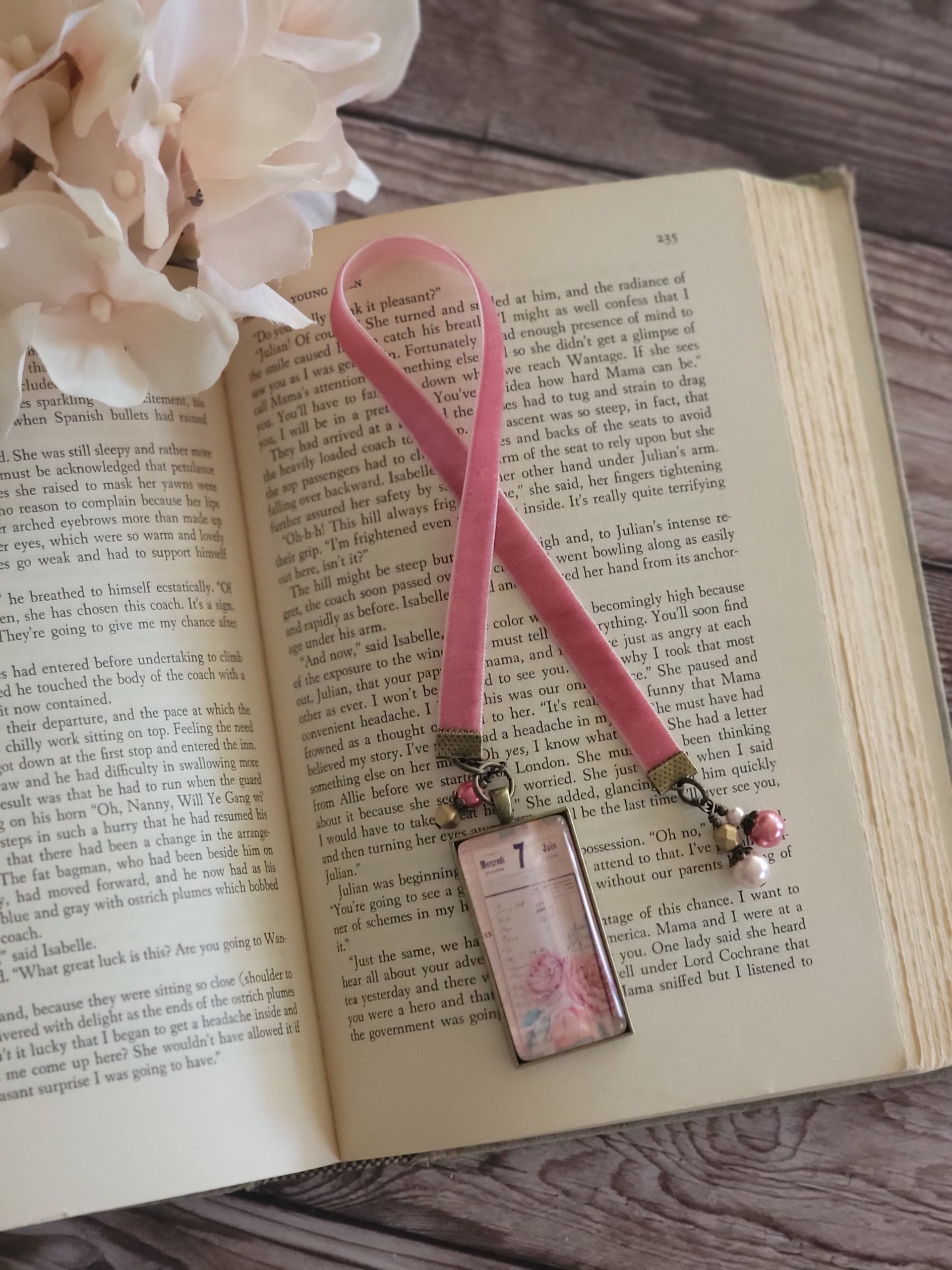 Red Rose Velvet Ribbon Bookmark – Candy's Book Thongs