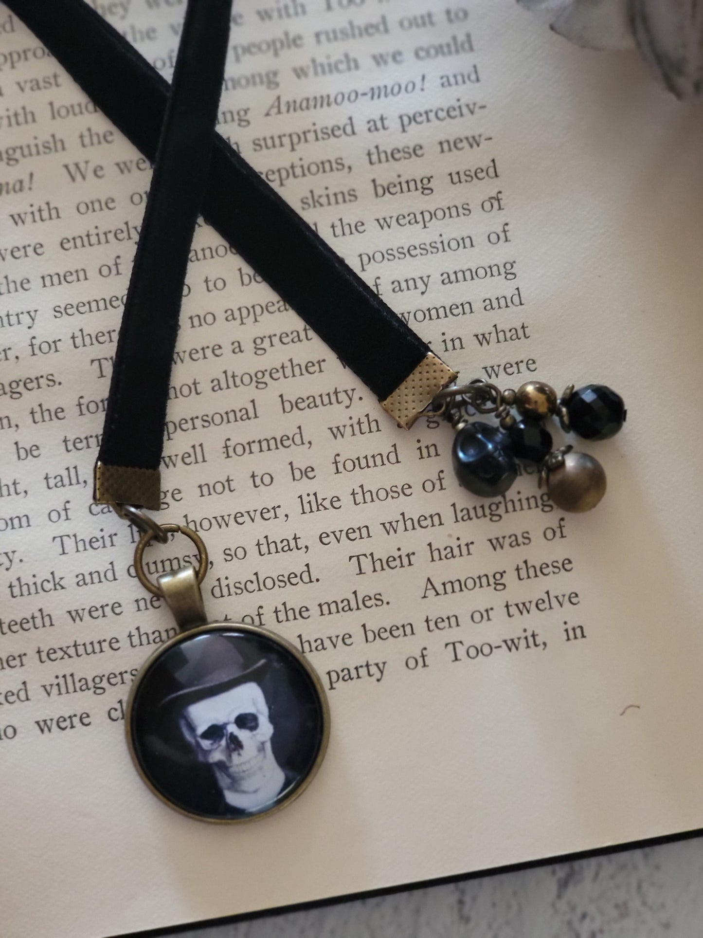 Dapper Skull Skeleton Bookmark