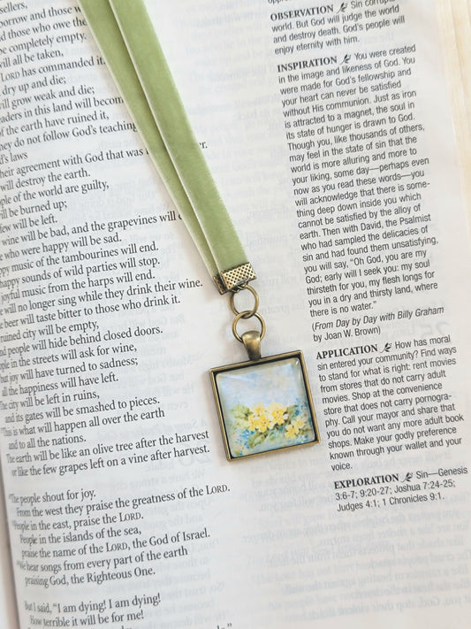 Velvet Bible Bookmark Flowers
