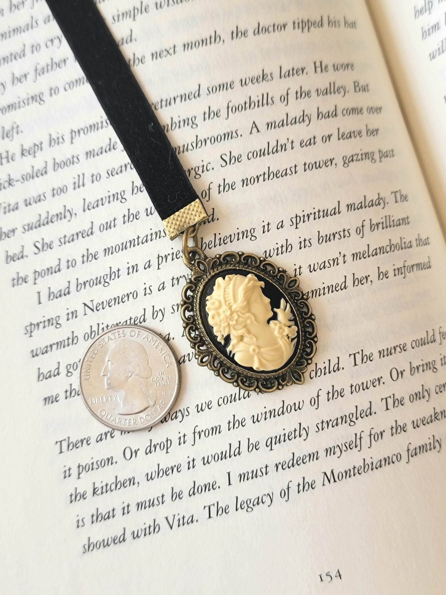 Cameo Bookmark, vintage Style Velvet Bookmarker, Victorian Style Reader Gift