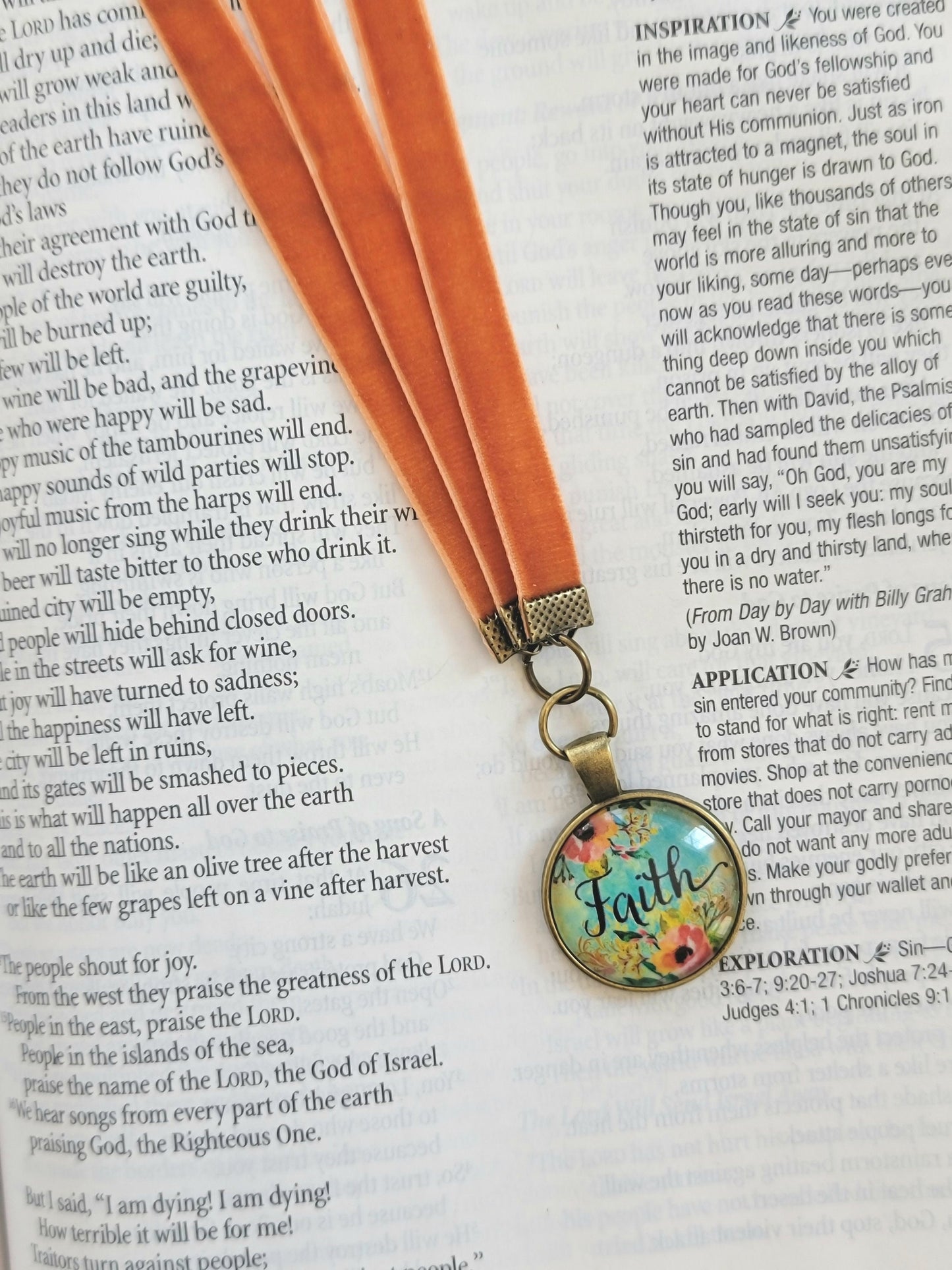 Faith Bookmark for Bibles, Multiple Velvet Strands