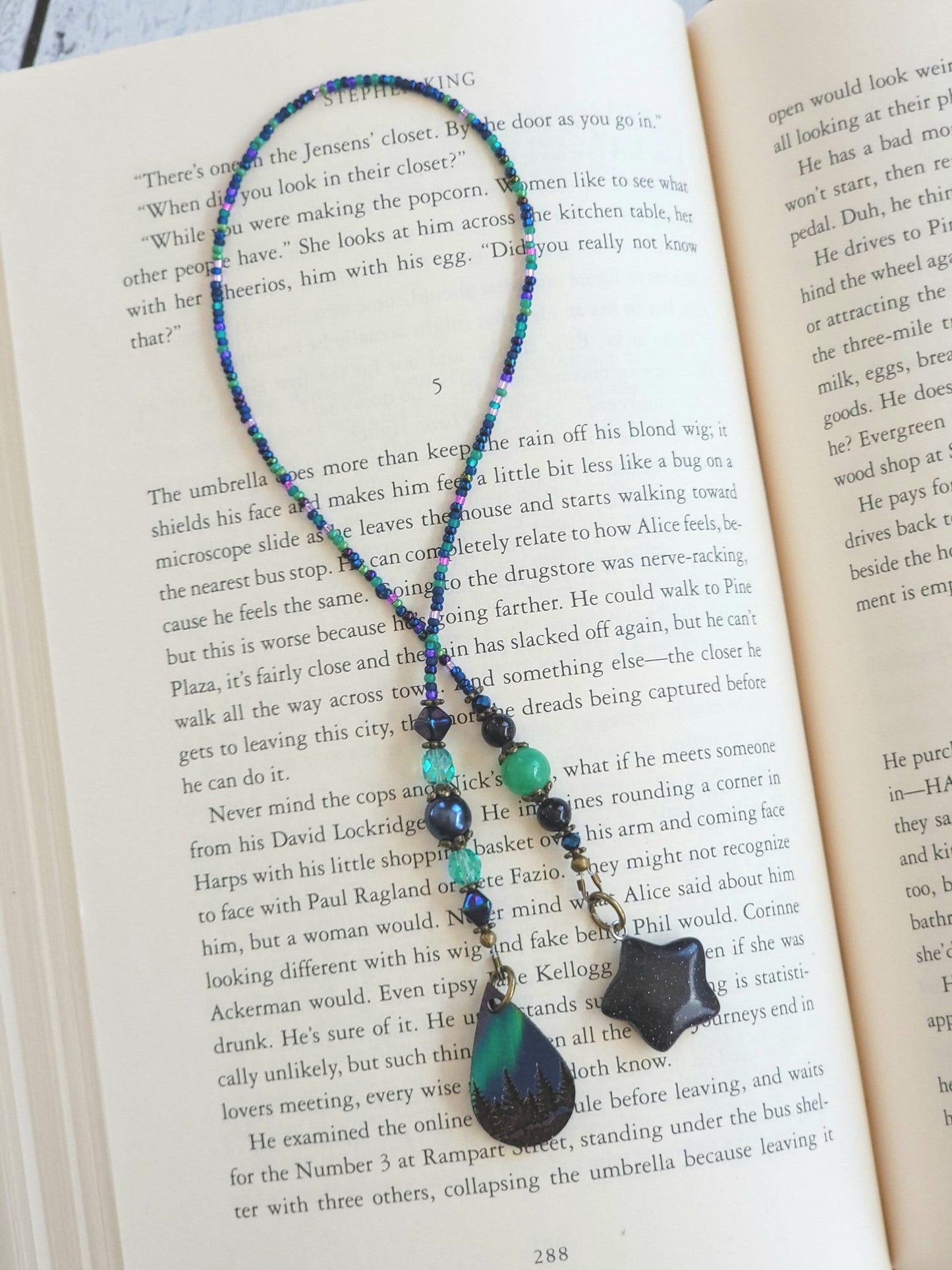 Add a Touch of Northern Lights to Your Book with this Beaded Bookmark and Aurora Borealis Pendant
