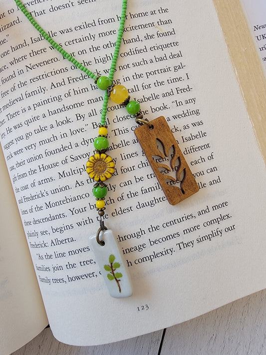 Nature-Inspired Beaded Bookmark with Czech Sunflower Bead and Leaf Charms
