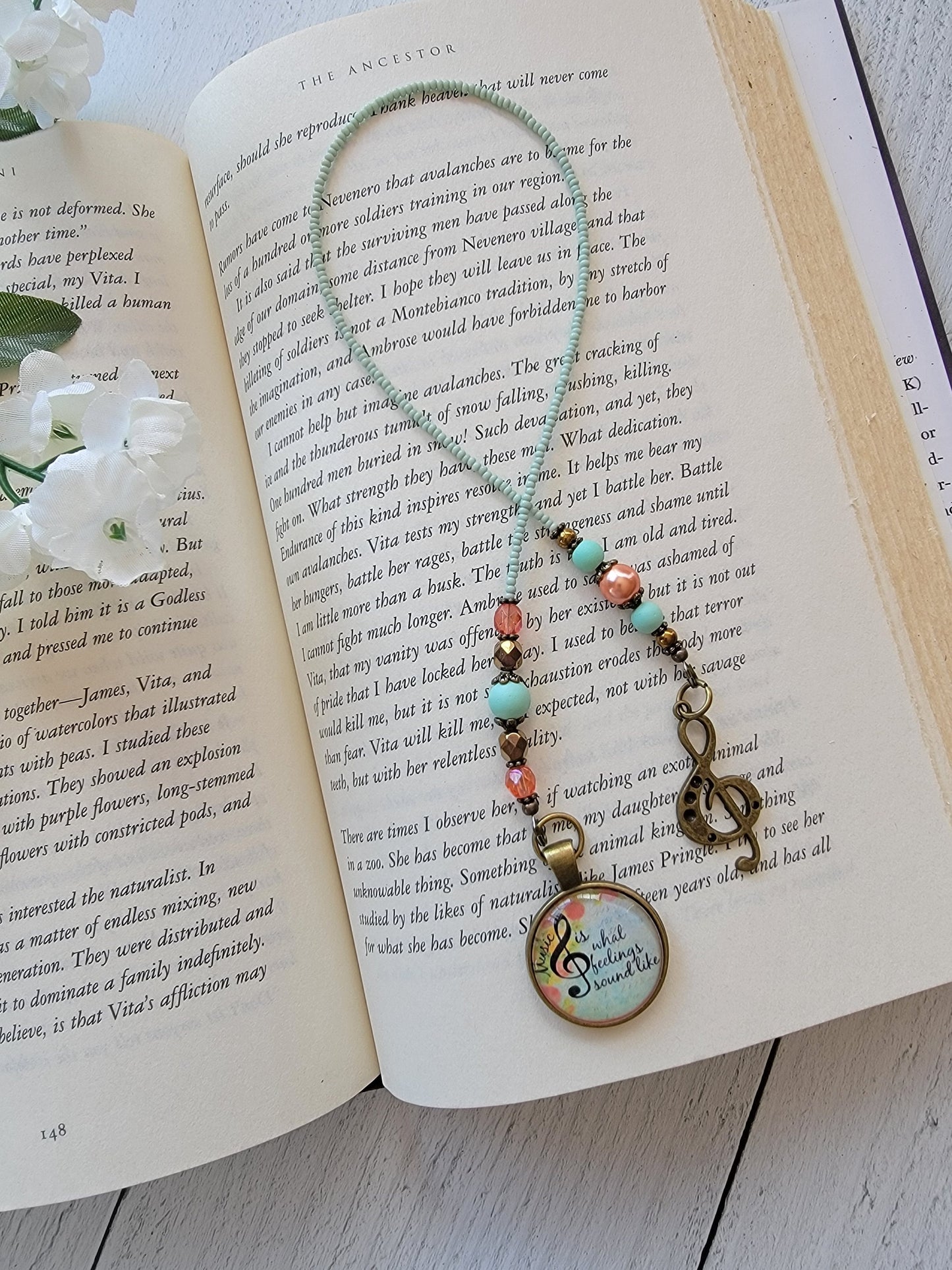 Handcrafted Bookmark with Inspiring Music Quote Pendant and Charming Music Note Charm