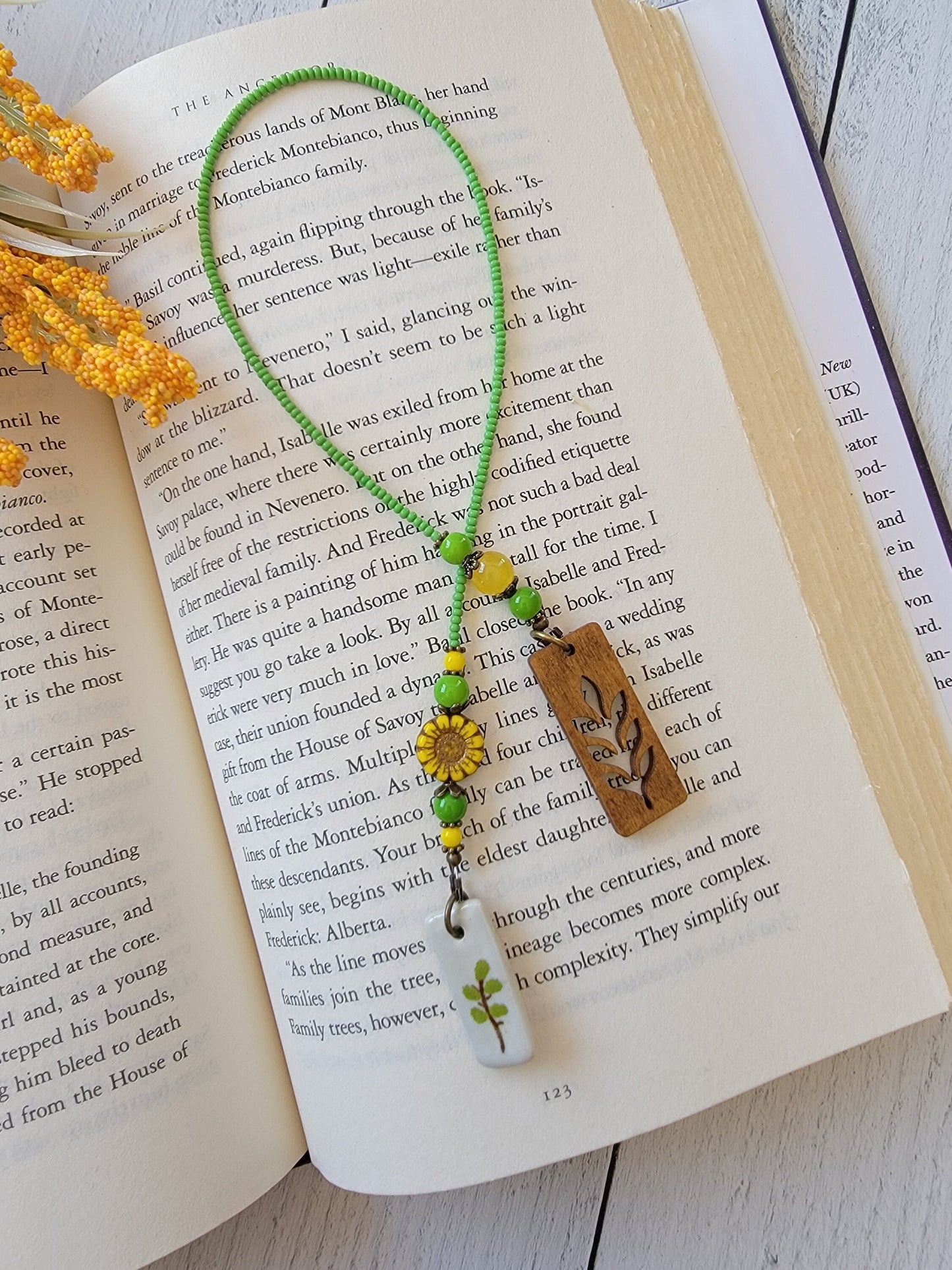 Nature-Inspired Beaded Bookmark with Czech Sunflower Bead and Leaf Charms