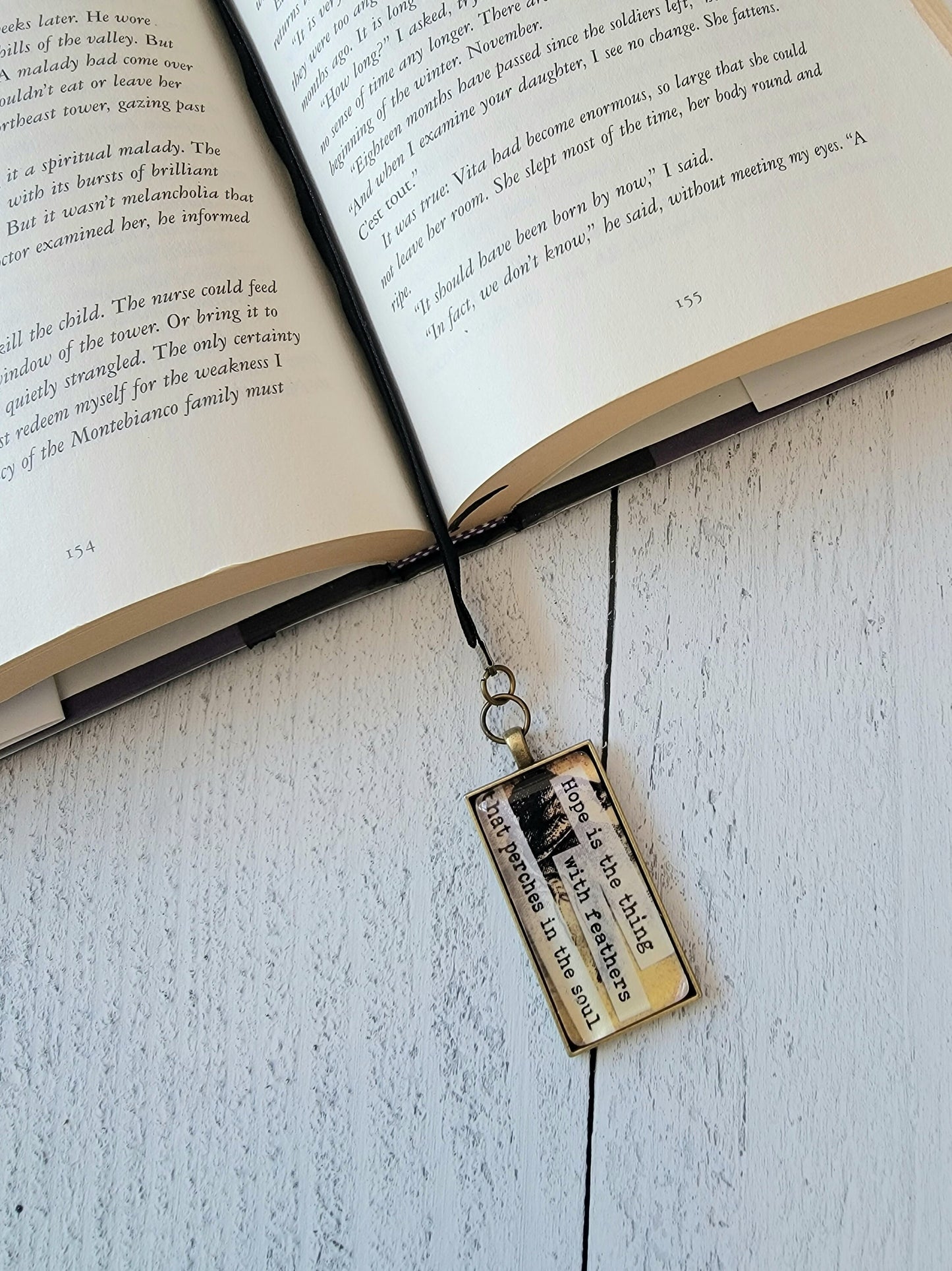 Unique Literary Gift: Hope is the Thing Quote Bookmark with Antique-style Book Charm for Bibliophiles