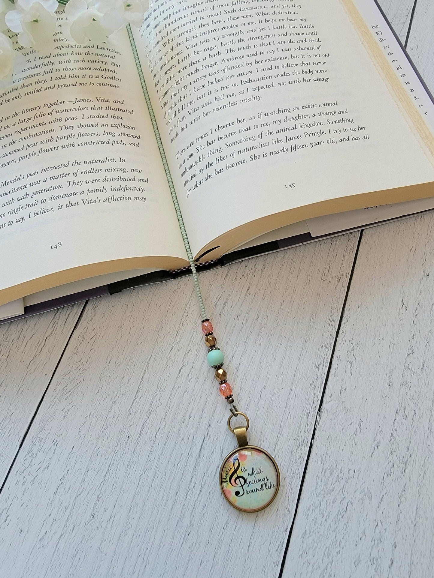 Handcrafted Bookmark with Inspiring Music Quote Pendant and Charming Music Note Charm