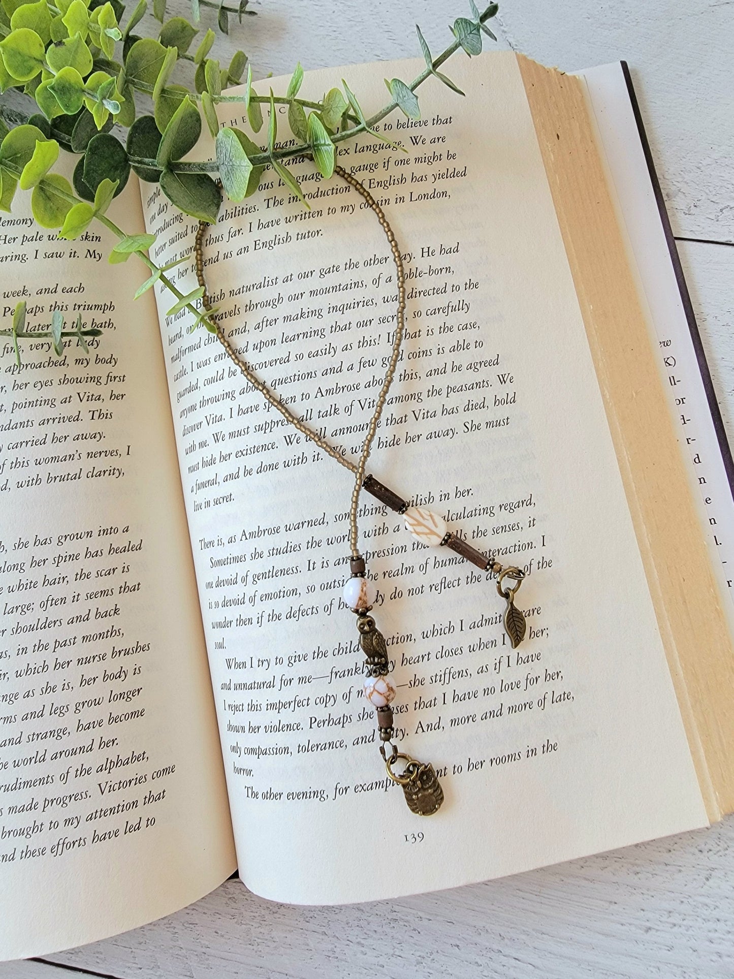 Owl and Howlite Leaf Beaded Bookmark, Nature Reader Gift