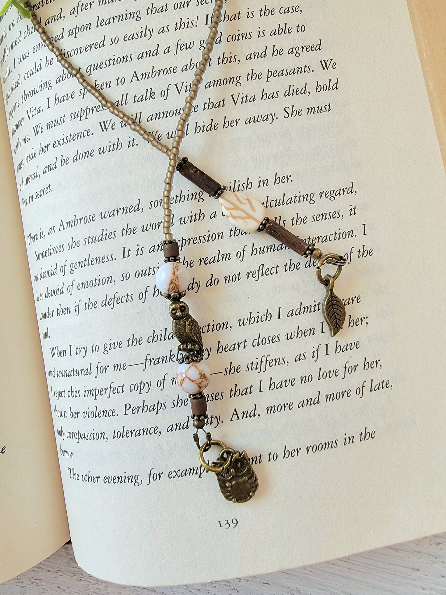 Owl and Howlite Leaf Beaded Bookmark, Nature Reader Gift